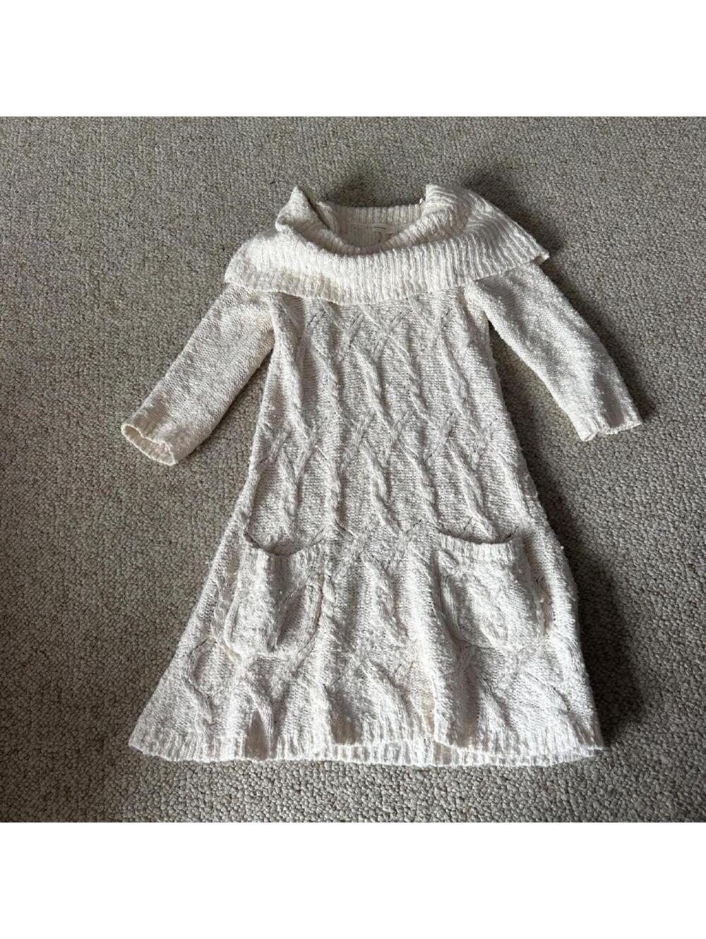 Anthropologie Sleeping on Snow white knit dress with pockets.